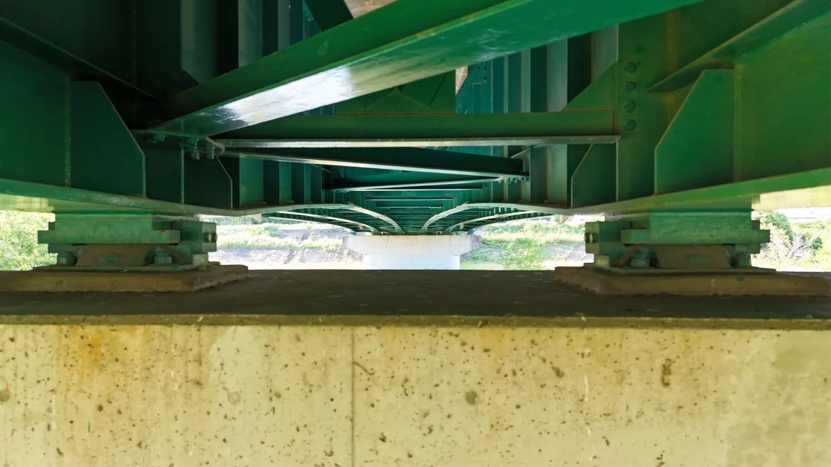 未来の建築点検を革命する！ドローンAIテクノロジー