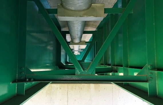 革新的なドローンテクノロジーで建物の診断を変革する！